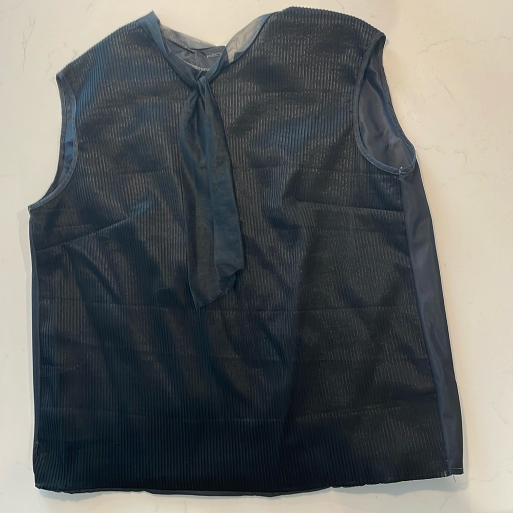 Vintage Black top